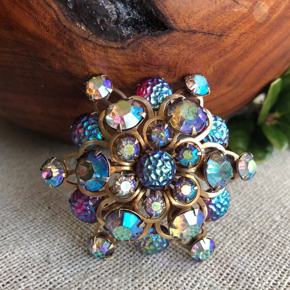 Vintage Iridescent Aurora Borealis Blue Purple Gold Floral Brooch